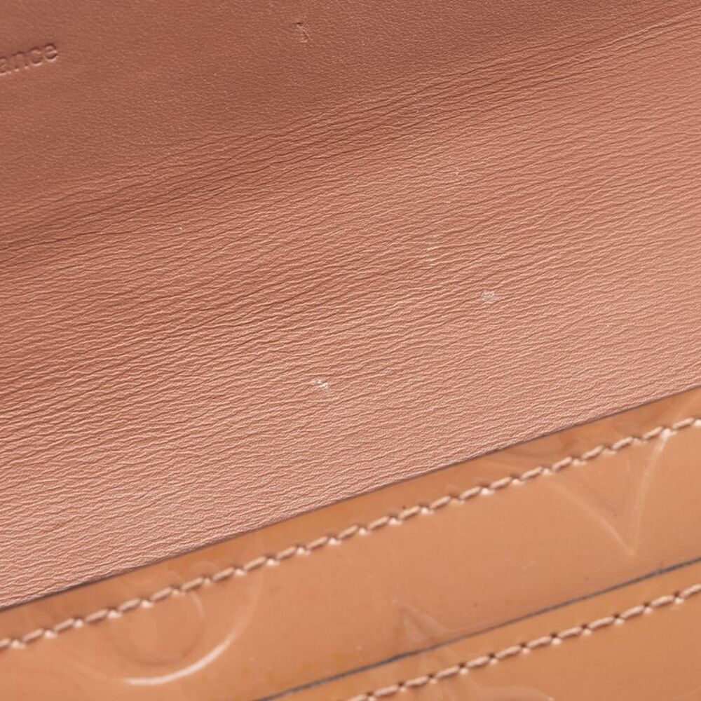 Louis Vuitton Monogram Vernis Sarah Wallet - Picture 10 of 11